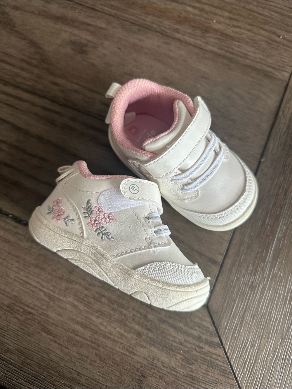 Stride rite girls size 4 shoes